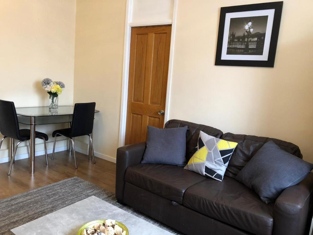 Entire Flat Very Comfortable 1 Bedroom London Kültér fotó